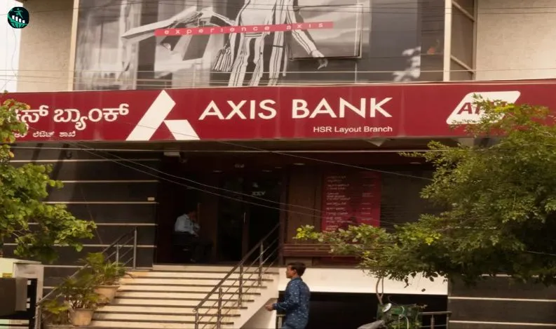 Axis Bank Share